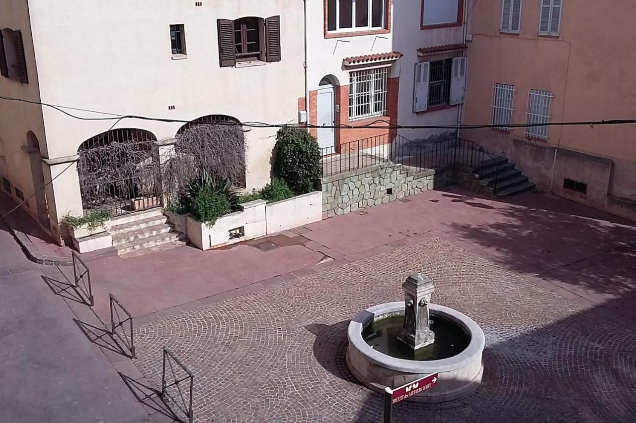 Magnifique Studio Au Coeur Historique De Frejus Exterior photo