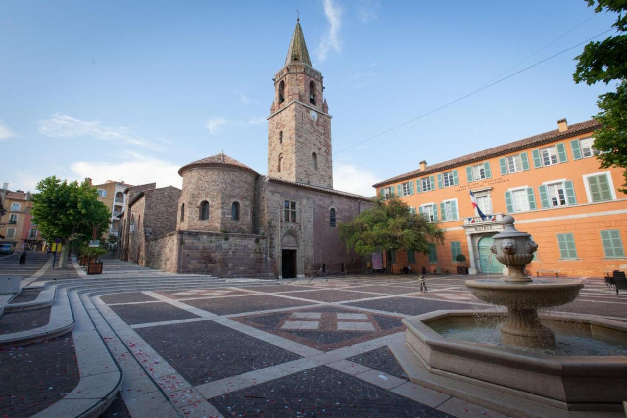 Magnifique Studio Au Coeur Historique De Frejus Exterior photo